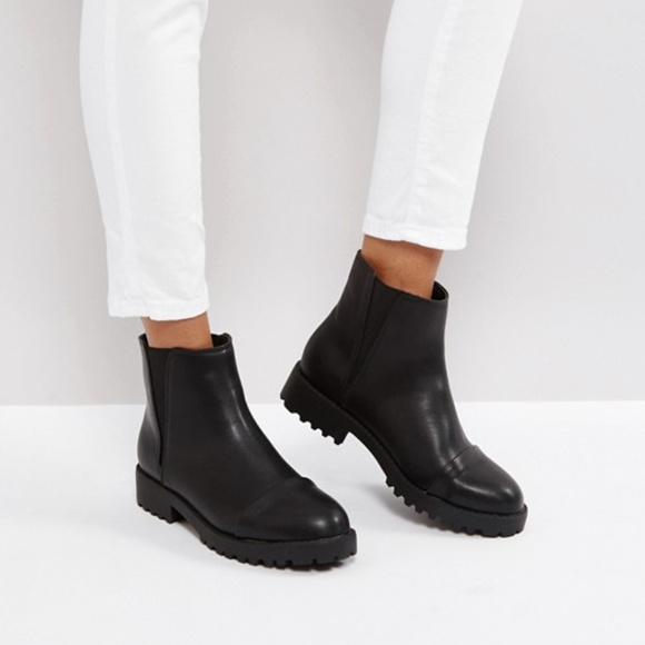 elasticated flat ankle boots